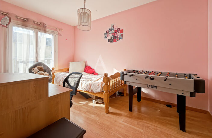 Maison Jouy Le Moutier 4 chambres — photo 5