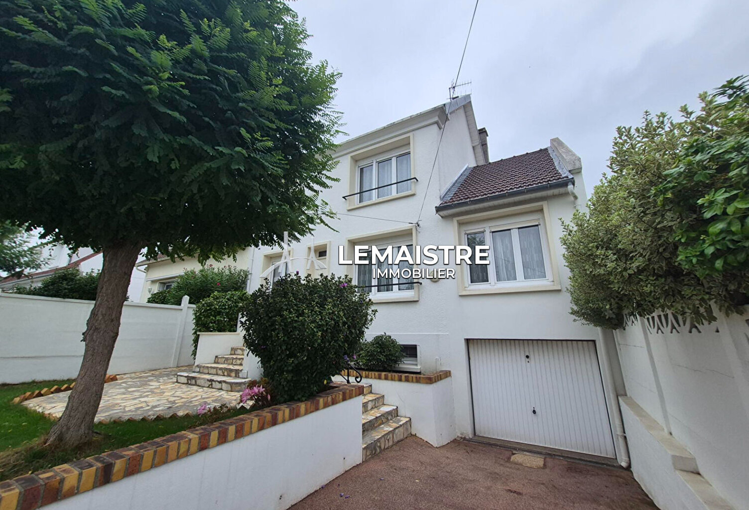 Maison à vendre  Le Havre Les Acacias  120 m²  4 chambres  Jardin  Double garage — photo 1
