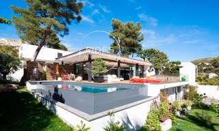 Maison 10 Pièces 350 m² à vendre à Marseille 9 (13009)