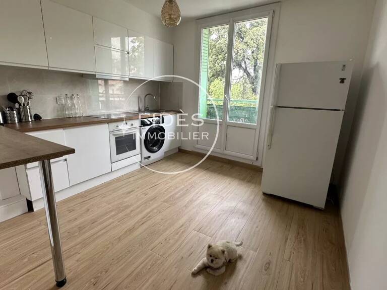 APPARTEMENT ENTIÈREMENT RÉNOVÉ – 13004 MARSEILLE — photo 1