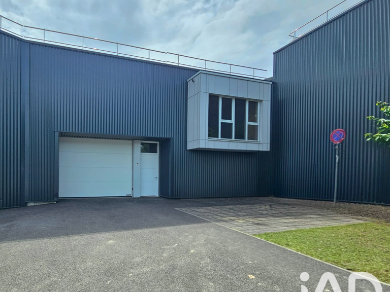 Vente Boutique/Local commercial 210 m&sup2; — photo 1
