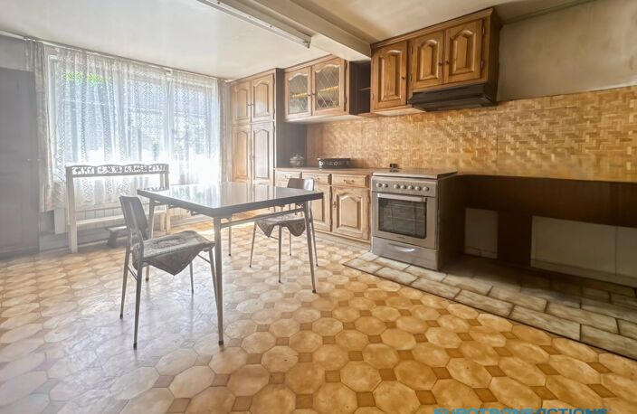 Corps de ferme authentique de 130 m² avec granges, boxes à cheva — photo 3