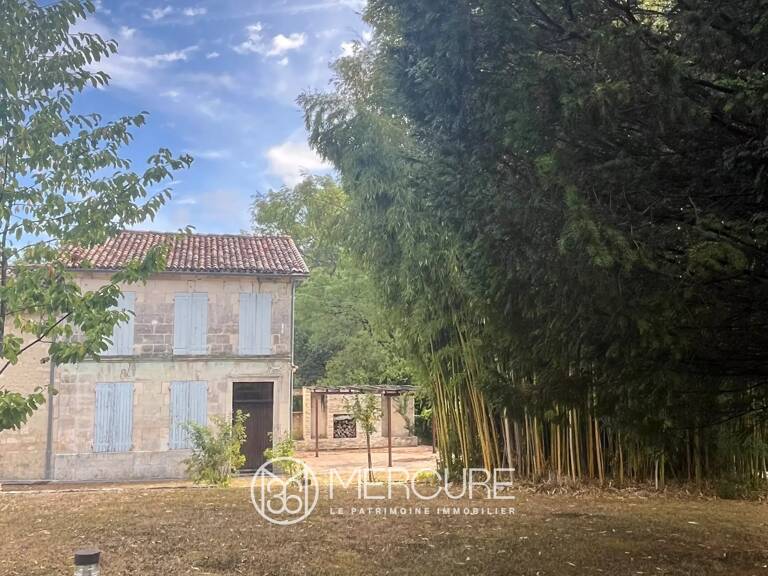 Ancien moulin du XVIIIe siècle et son annexe sur 7 hectares — photo 1