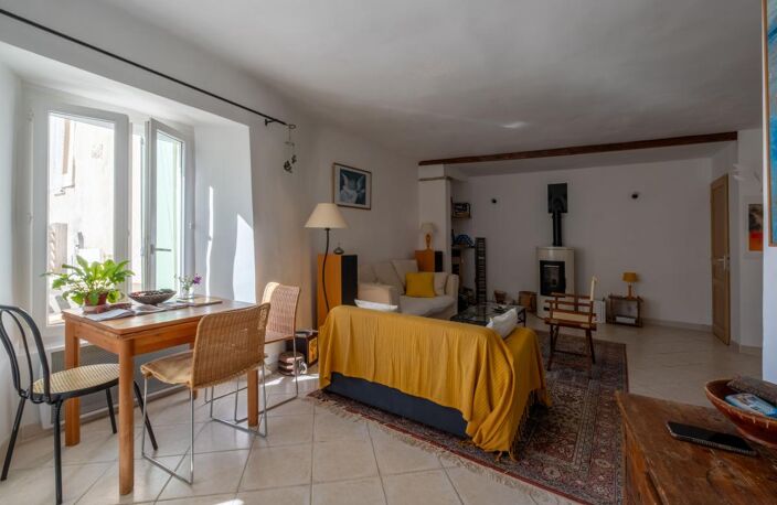 Pays de Forcalquier – Fontienne Charmante maison de village avec terrasse — photo 3