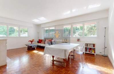 Grand appartement 118m2 à Marly-Le-Roi - cave et parking - DPE D — photo du bien