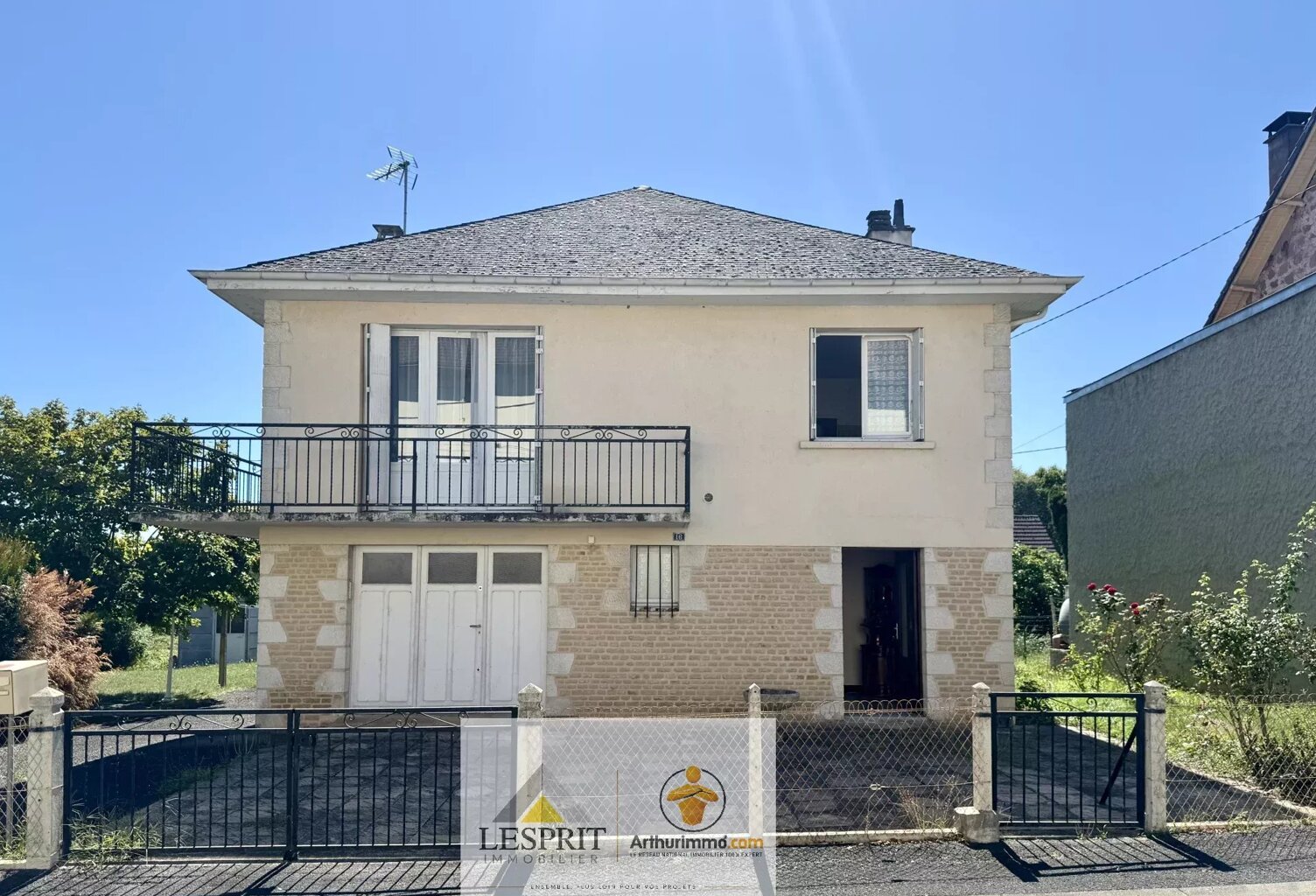 Charmante maison de 160 m² à Objat, 3 chambres — photo 1