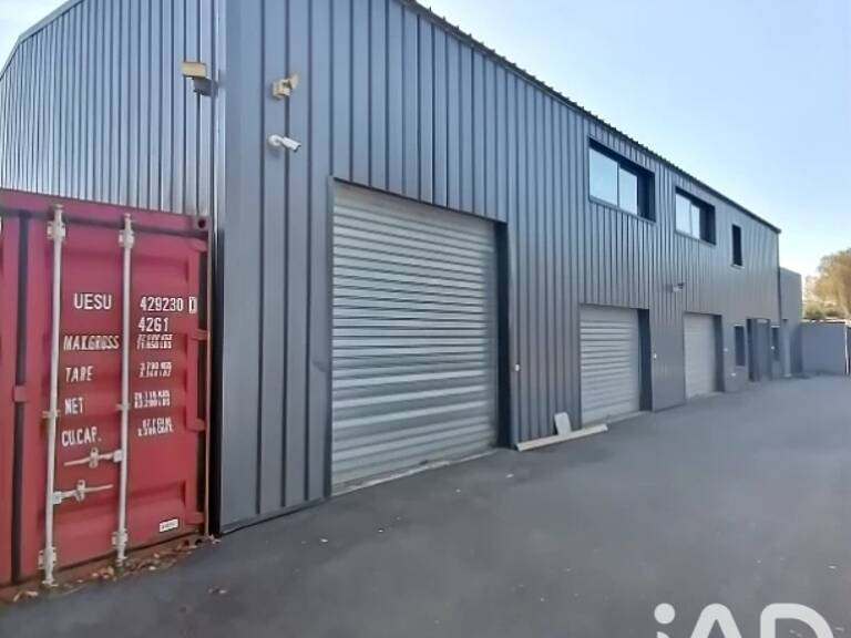 Vente Boutique/Local commercial 548 m&sup2; — photo 1