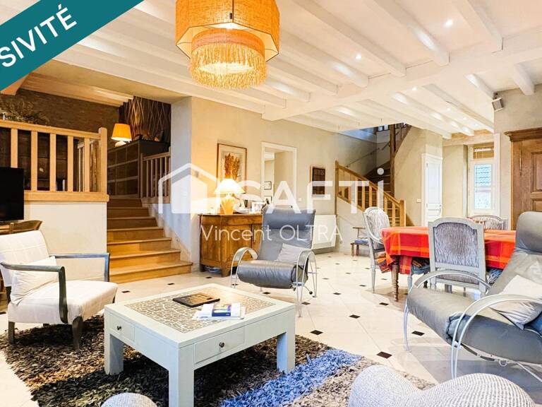 Propriété comprenant deux maisons habitables indépendantes. — photo 1