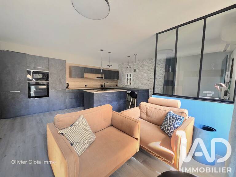 Location Appartement 3 pièces — photo 1