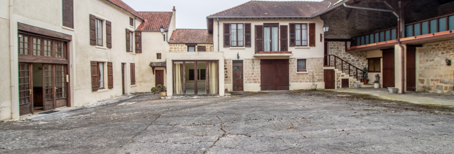 Maison 10 Pièces 313 m² à vendre à Vauréal (95490)