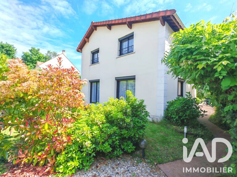 Vente Maison/villa 8 pièces — photo 1