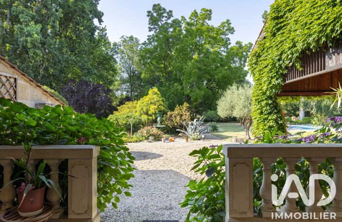 Vente Maison de ville 8 pièces — photo 2