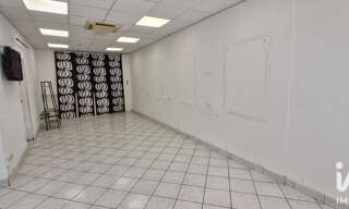 Commerce  45 m² à vendre à Hyères (83400)