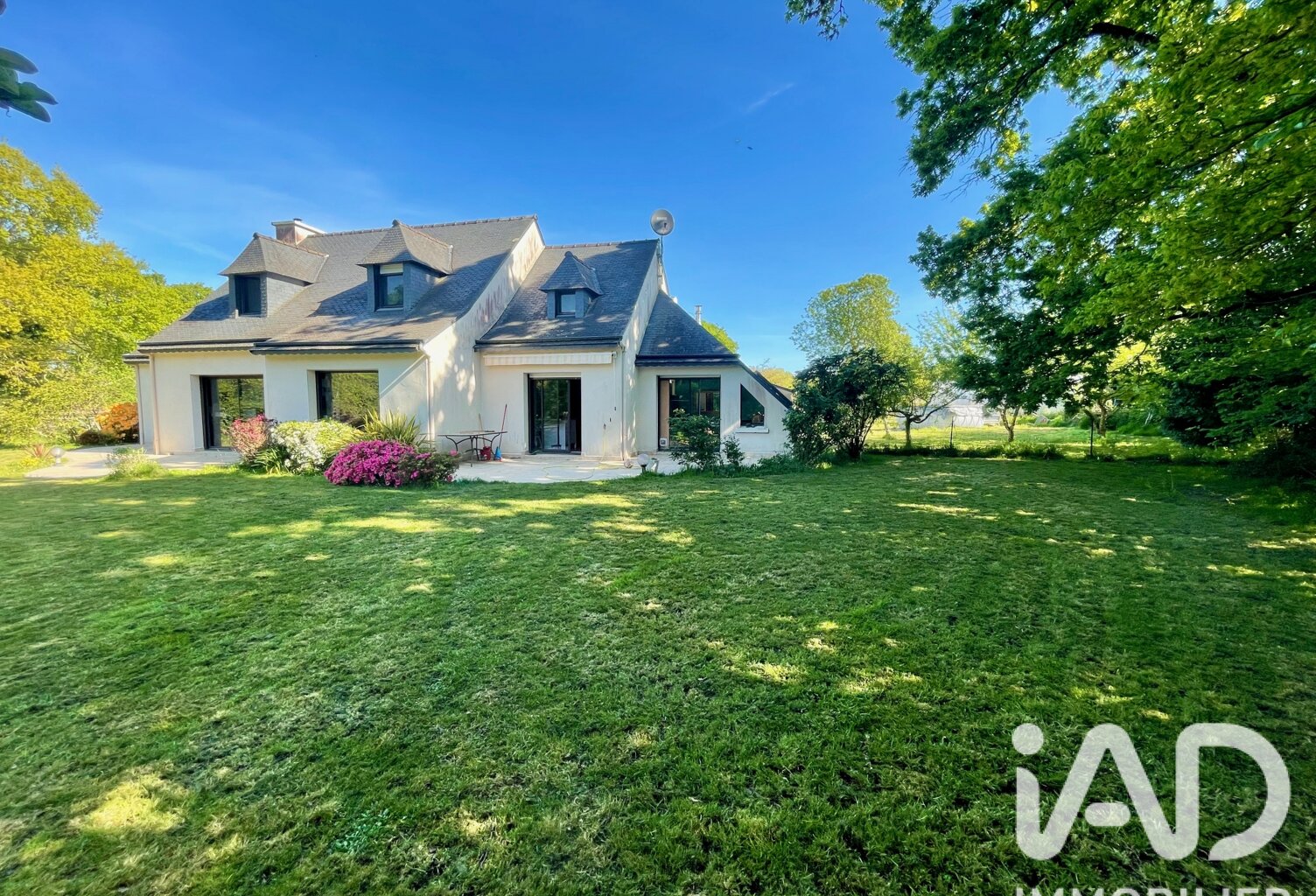 Vente Maison/villa 8 pièces — photo 1