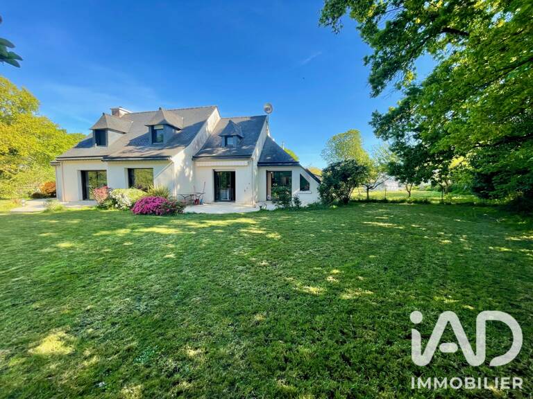 Vente Maison/villa 8 pièces — photo 1