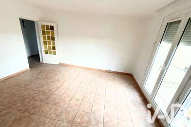 Appartement 4 pièces 820 €