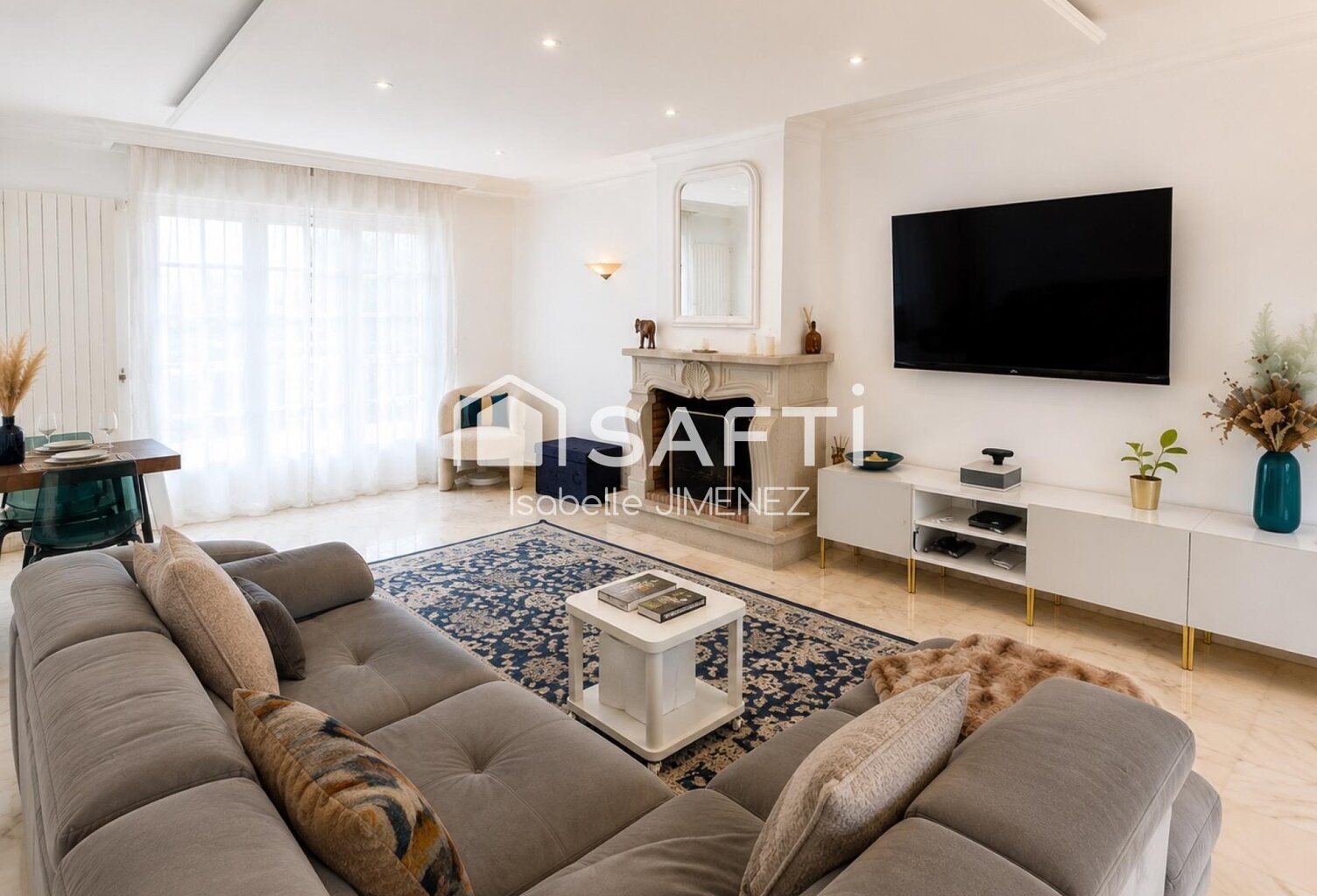 Maison Mansart / pièce de vie de 50 m2 / chambre en Rdj — photo 1