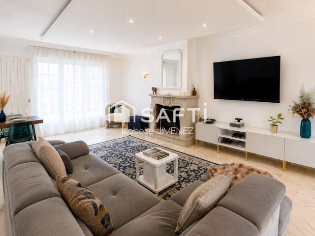 Maison Mansart / pièce de vie de 50 m2 / chambre en Rdj — photo du bien