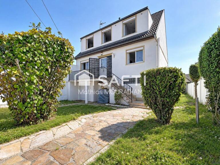 Maison familiale de 170 m² avec studio, jardin et beaux espaces à aménager  Champigny-sur-Marne — photo 1
