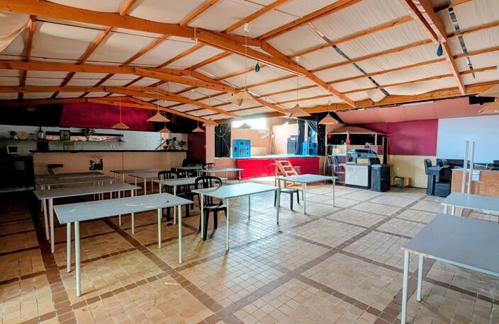 Ensemble immobilier de caractère au cœur de Saint-Savin  719 m² de potentiel, avec logements loués — photo 2