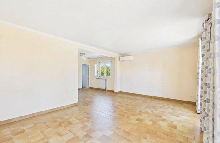 MAISON FAMILIALE  1 242 M² DE TERRAIN  SOUS-SOL INTÉGRAL — photo 4