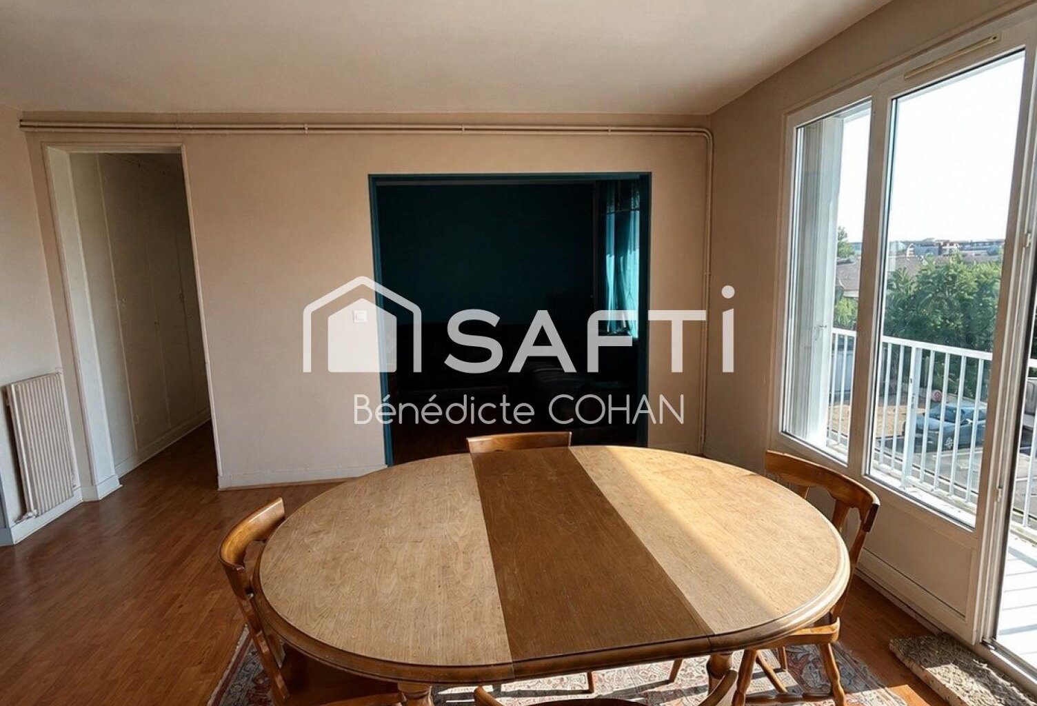 Appartement avec balcon, dans un immeuble bien entretenu — photo 1