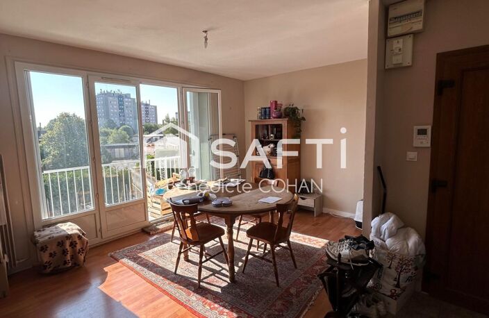 Appartement avec balcon, dans un immeuble bien entretenu — photo 4