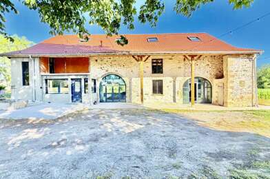 Maison 10 pièces 819000 €