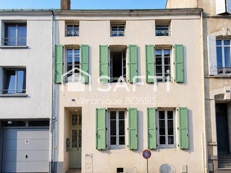 Immeuble de rapport de caractère dans le Pentagone  3 appartements  Idéal investisseur — photo 1