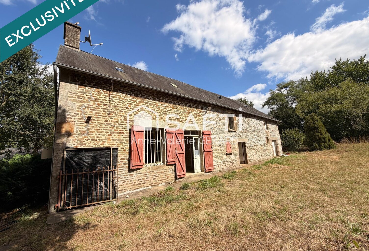 Maison à rénover 200m² avec dépendances - 4754m² — photo 1