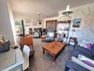 MEYZIEU LE CARREAU  Maison familiale 107 m²  Terrain 436 m²  3 chambres  Garage  Combles aménageables  Calme et sans vis-à-vis* — photo 2