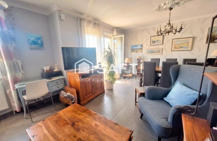 MEYZIEU LE CARREAU  Maison familiale 107 m²  Terrain 436 m²  3 chambres  Garage  Combles aménageables  Calme et sans vis-à-vis* — photo 3