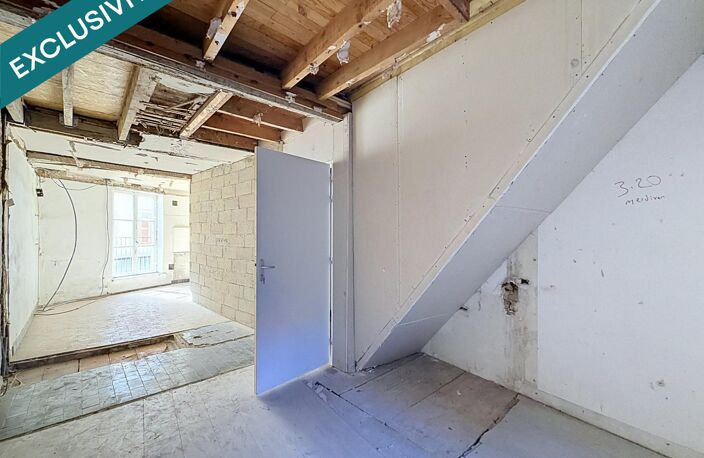 immeuble de ville en triplex à rénover en plein centre piétonnier de La Tour-du-Pin — photo 2