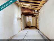 immeuble de ville en triplex à rénover en plein centre piétonnier de La Tour-du-Pin — photo 4