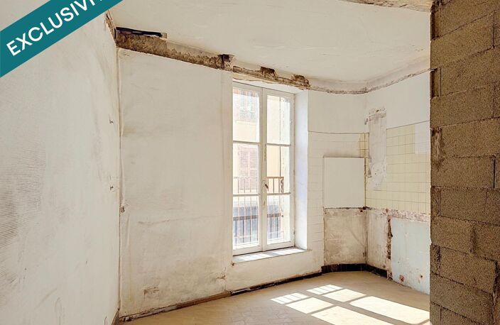 immeuble de ville en triplex à rénover en plein centre piétonnier de La Tour-du-Pin — photo 5