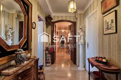 Appartement 5 pièces 207000 €