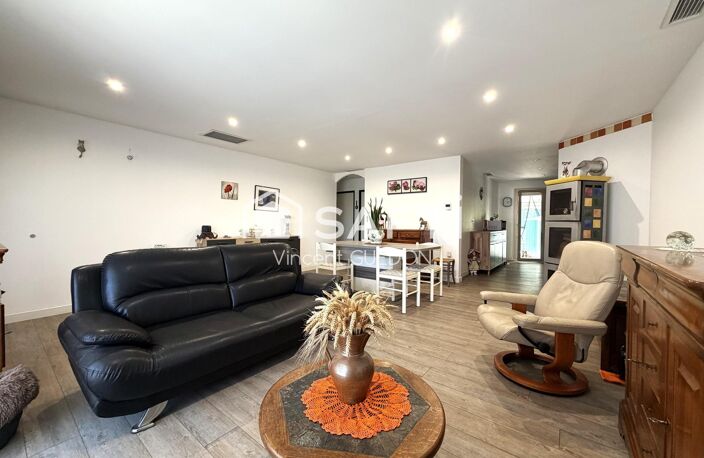 Maison Plain pied avec garage, véranda et jardin — photo 4