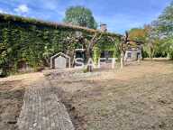 Ancien restaurant La Ferme à restauré ou à transformer en Gites ou autres — photo 2