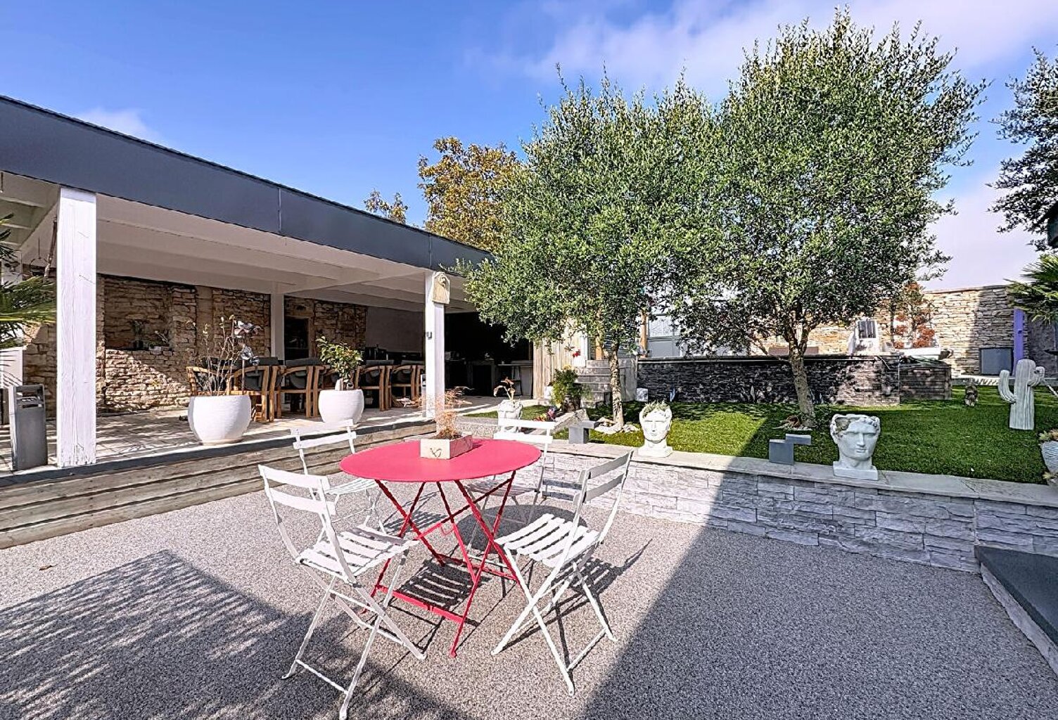 Maison — photo 1