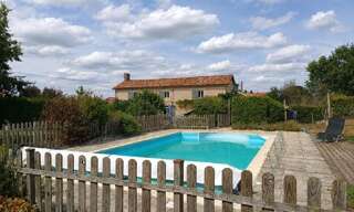 Maison 5 Pièces 193 m² à vendre à Charroux (86250)