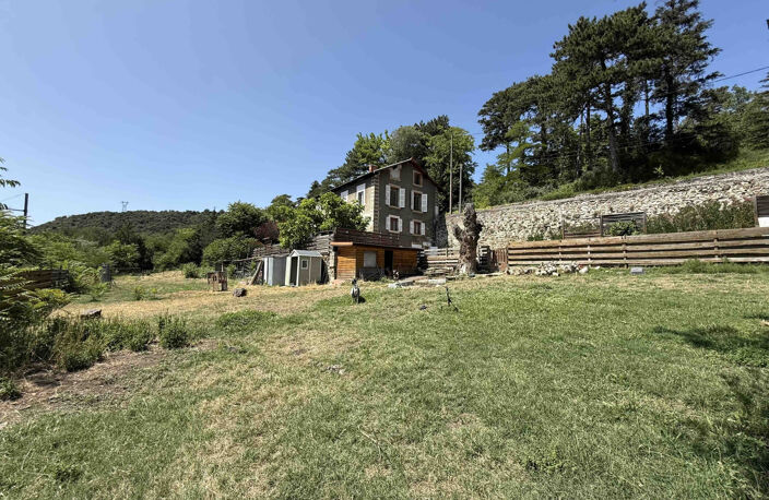 Maison familiale de 246 m2 + maison 104 m2 sur 2500M2 de ter — photo 2