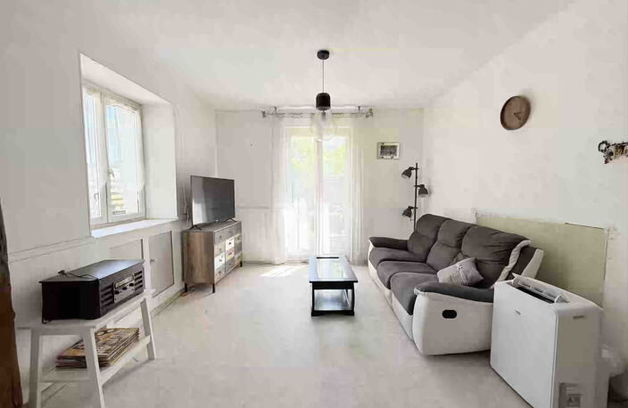 Maison familiale de 246 m2 + maison 104 m2 sur 2500M2 de ter — photo 3