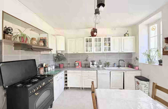 Maison familiale de 246 m2 + maison 104 m2 sur 2500M2 de ter — photo 4