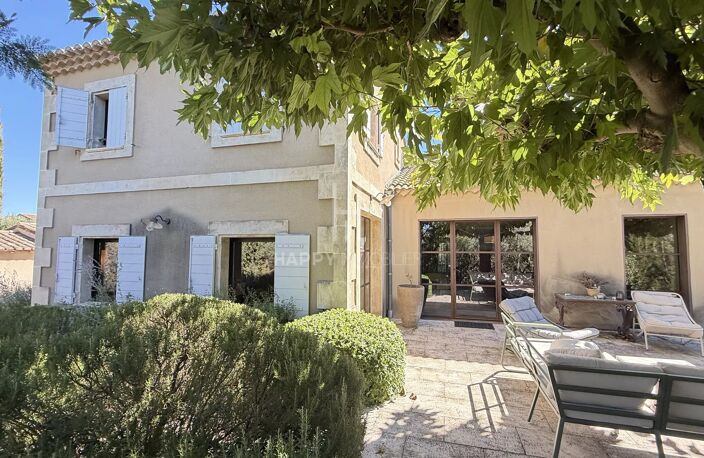 A FONTVIEILLE, en collines, Maison avec 5 chambres et piscine... — photo 3