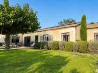 A FONTVIEILLE, en collines, Maison avec 5 chambres et piscine... — photo 4