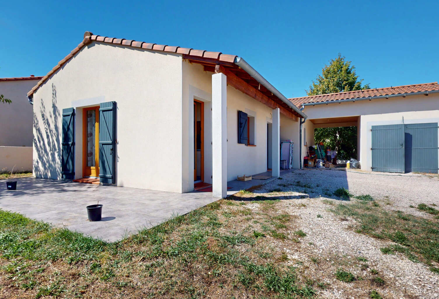 Maison T4 de 88m2 habitable sur 500m2 de terrain, garage et — photo 1