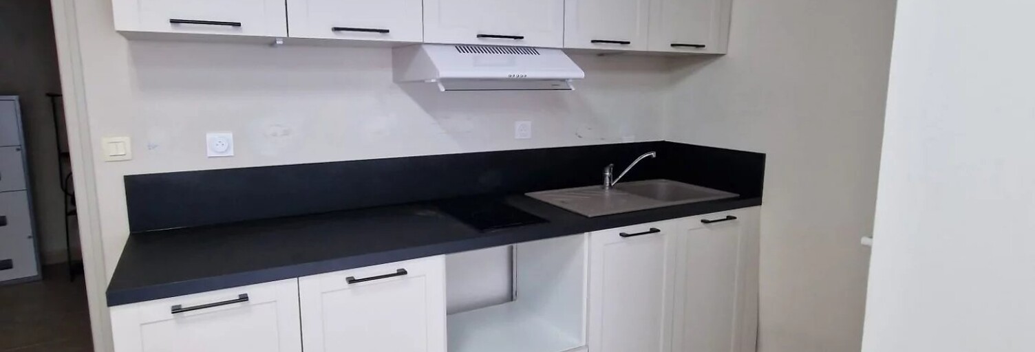 Appartement 1 Pièce 30 m² à louer à Jouques (13490)