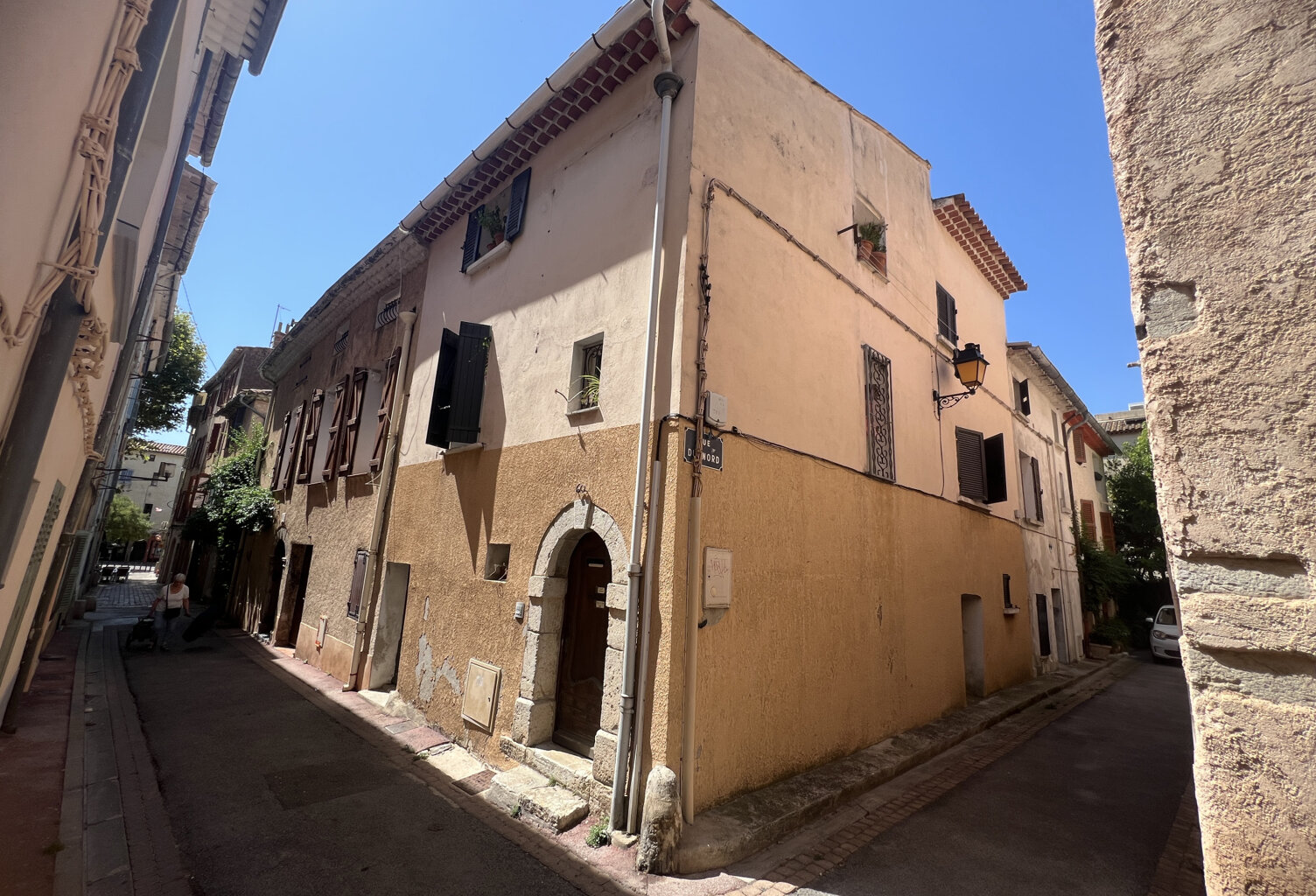VENTE IMMEUBLE DE RAPPORT LA VALETTE DU VAR ( 83160 ) AVEC R — photo 1