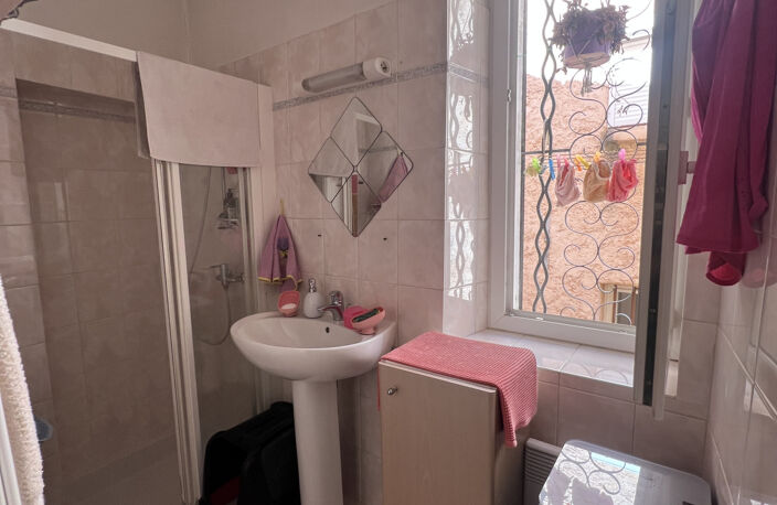 VENTE IMMEUBLE DE RAPPORT LA VALETTE DU VAR ( 83160 ) AVEC R — photo 5