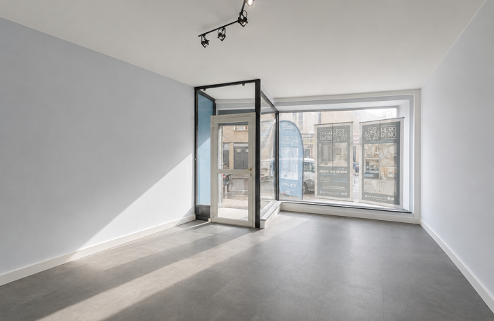 LOCAL PROFESSIONNEL DE 55 m2 EN REZ-DE-CHAUSSÉE AVEC ENTRÉE — photo 3